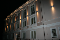 Kinkiet zewnętrzny ADELA 7001 AL tuba aluminium E27 duża SU-MA świeci obustronnie - 3